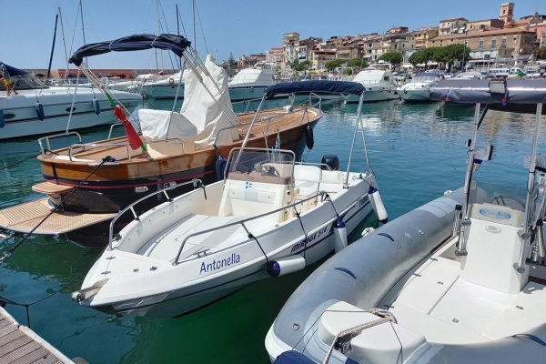 Fittasi barche a Marina di Camerota