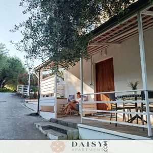 Casa vacanza - appartamento con patio e sdraio